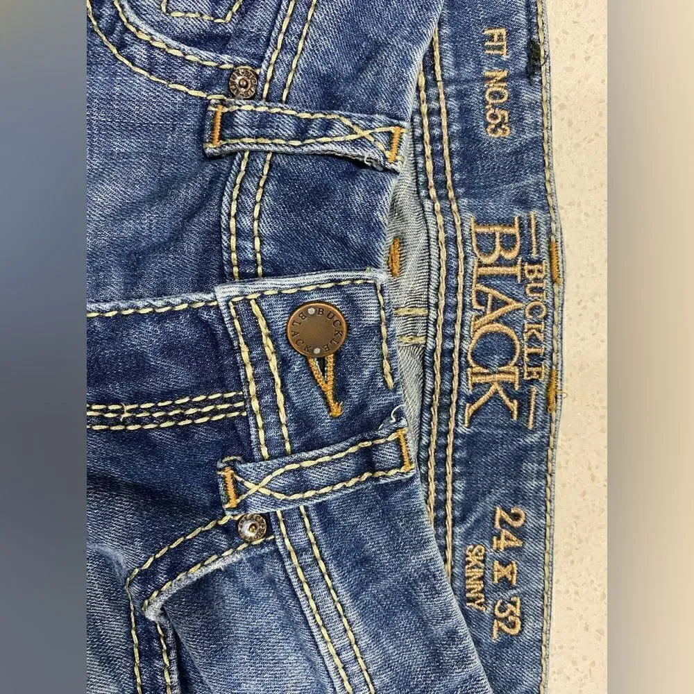 Buckle Black 24x32 Skinny Stretch Low Rise Denim Jeans Size EUC - Picture 3 of 10